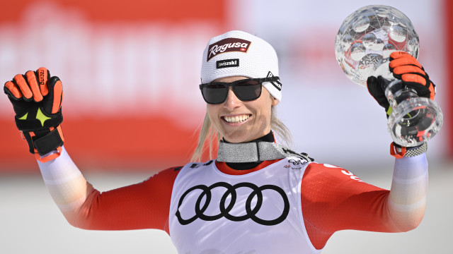 Lara Gut-Behrami wins World Cup for second time